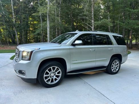 Used 2018 GMC Yukon Denali AWD/4WD image 7