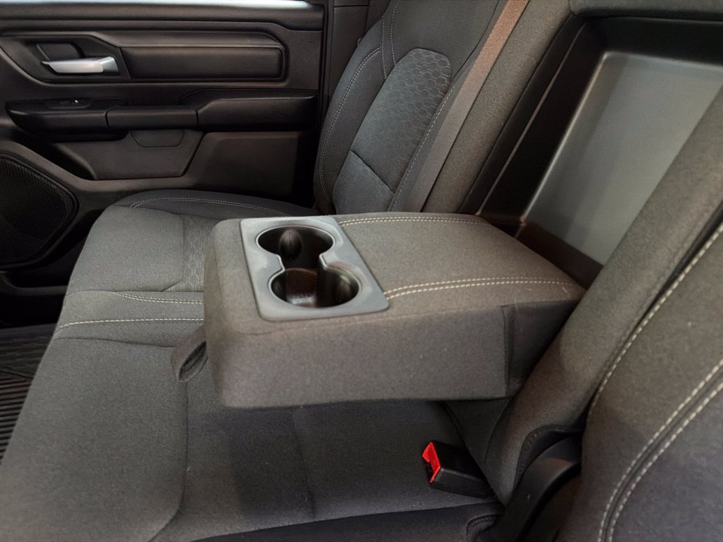 Used 2025 RAM 1500 Warlock AWD/4WD image 39