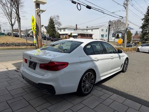 Used 2019 BMW 540i xDrive w/ M Sport Package image 5