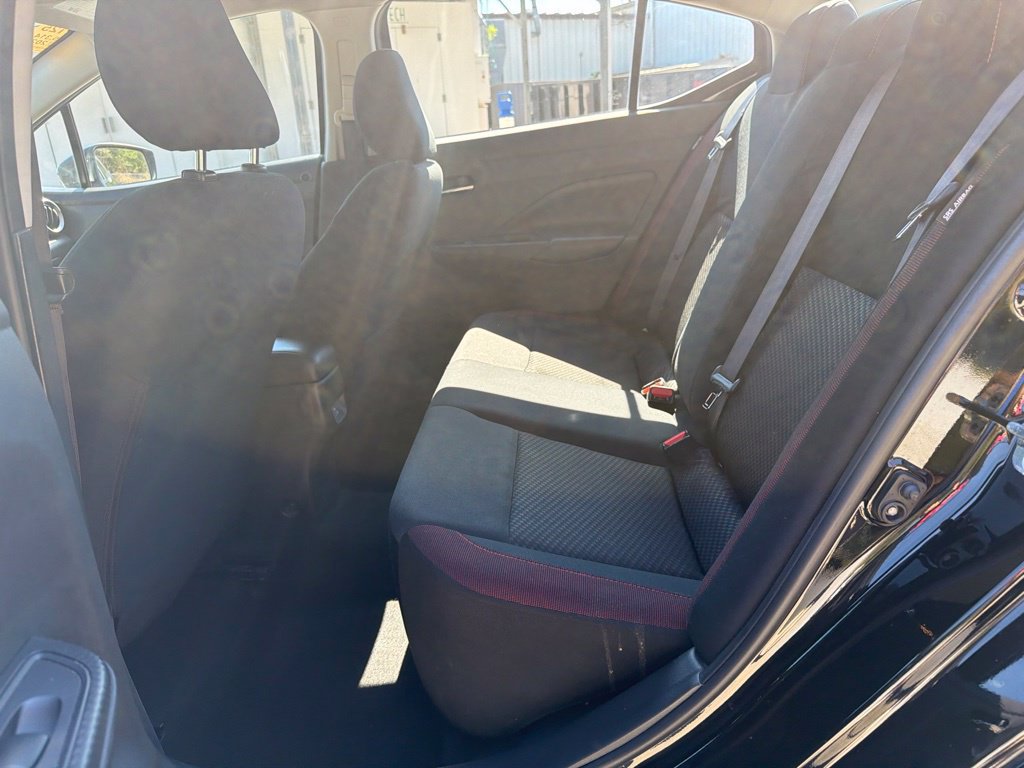 Used 2024 Nissan Versa SR FWD image 9