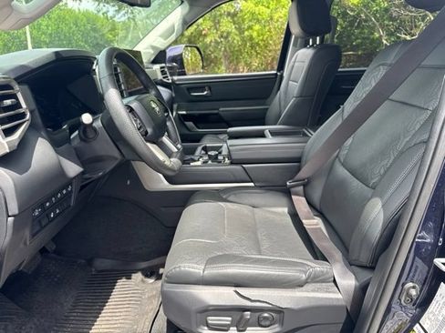 Used 2024 Toyota Tundra Limited AWD/4WD image 8