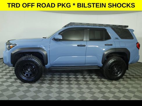 Used 2025 Toyota 4Runner TRD Off-Road Premium w/ Tow Technology Package AWD/4WD image 5