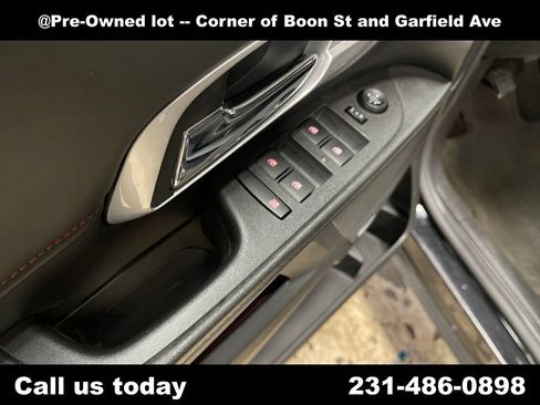 Used 2016 GMC Terrain SLE w/ Convenience Package AWD/4WD image 18