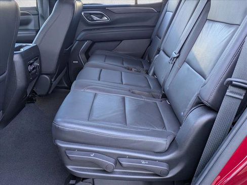 Used 2021 Chevrolet Tahoe LT w/ LT Signature Package image 17