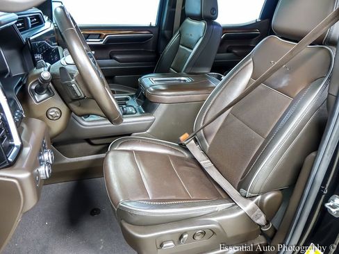 Used 2022 GMC Sierra 1500 Denali w/ Technology Package AWD/4WD image 10