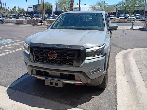 Used 2023 Nissan Frontier Pro-X w/ Pro Convenience Package RWD image 3
