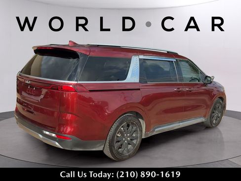 Used 2022 Kia Carnival SX Prestige FWD image 5