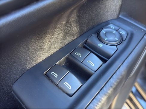 Used 2023 Chevrolet Silverado 1500 Custom image 11