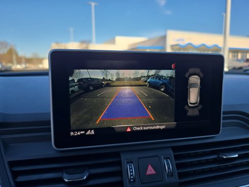 Used 2018 Audi Q5 2.0T Premium Plus w/ Premium Plus Package image 19