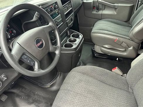 Used 2023 GMC Savana 2500 w/ Driver Convenience Package image 10