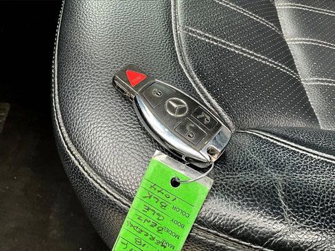 Used 2018 Mercedes-Benz GLE 350 4MATIC w/ Premium 2 Package image 12