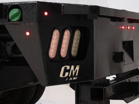 Used 2018 Ford F550 4x4 Regular Cab Super Duty image 19