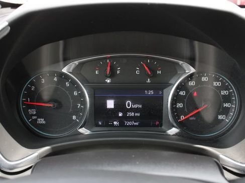 Used 2024 Chevrolet Equinox Premier AWD/4WD image 11