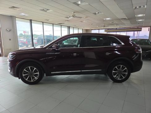 Used 2021 Lincoln Nautilus Reserve FWD image 4