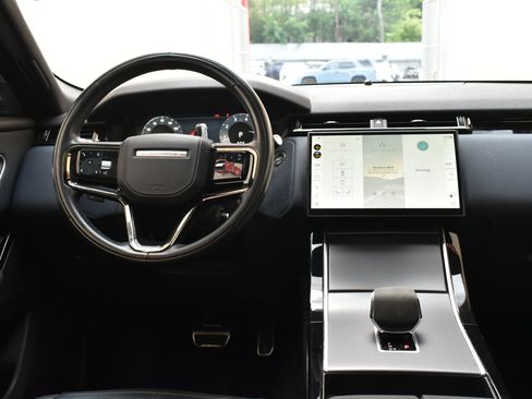 Used 2024 Land Rover Range Rover Velar Dynamic SE AWD/4WD image 23