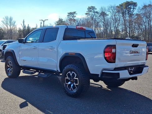 Used 2025 GMC Canyon AT4 w/ AT4X Package image 4