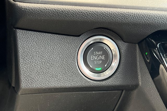 Used 2026 Chevrolet Traverse LT AWD/4WD image 31