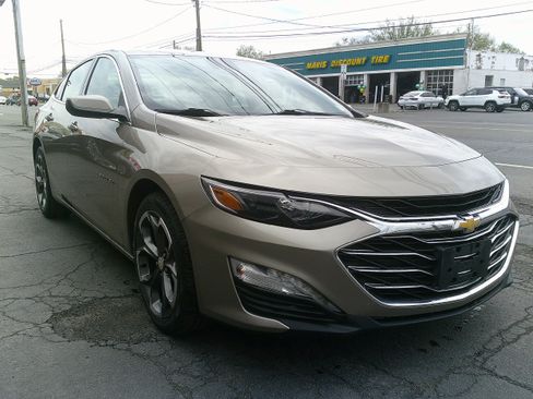 Used 2023 Chevrolet Malibu LT FWD image 7
