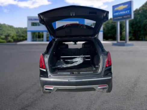 Certified 2025 Cadillac XT5 Premium Luxury w/ Technology Package AWD/4WD image 40