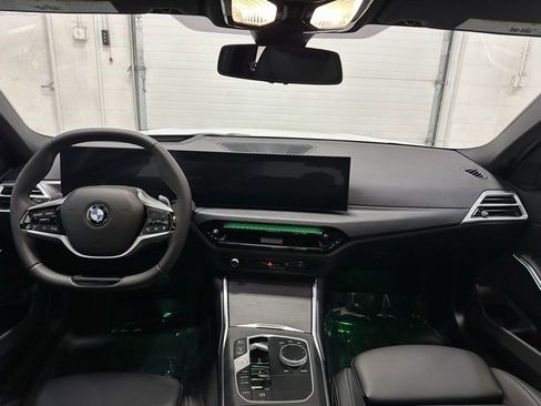Used 2025 BMW 330i xDrive 330i xDrive w/ Premium Package image 34