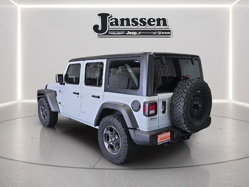 Used 2023 Jeep Wrangler Unlimited Sport AWD/4WD image 3