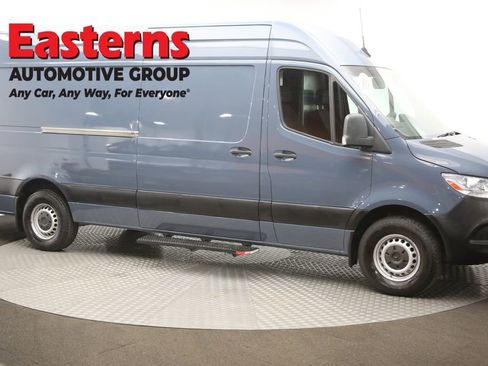 Used 2019 Mercedes-Benz Sprinter 170 image 44