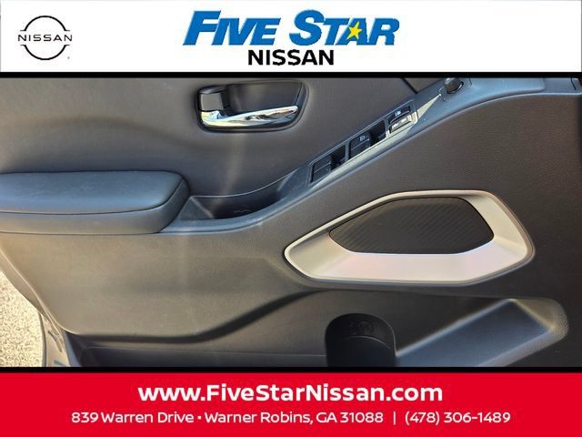 Used 2024 Nissan Frontier SV AWD/4WD image 29