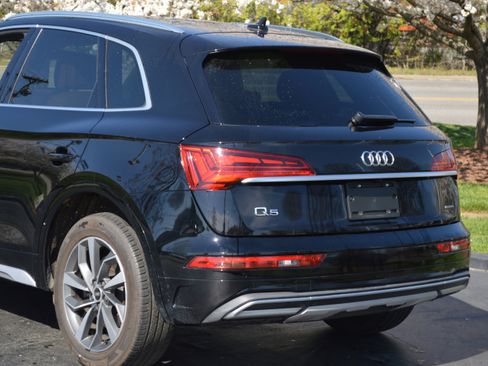 Used 2021 Audi Q5 Premium Plus w/ Premium Plus Package image 3