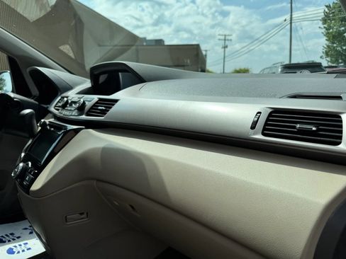 Used 2017 Honda Odyssey EX-L image 28