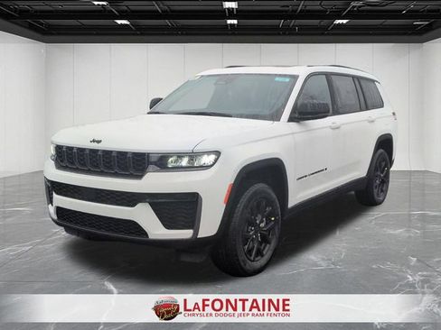 New 2026 Jeep Grand Cherokee L Laredo image 1
