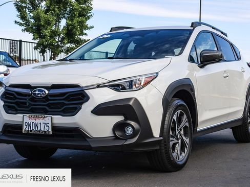 Used 2024 Subaru Crosstrek 2.0i Premium AWD/4WD image 3