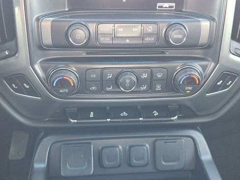 Used 2018 Chevrolet Silverado 1500 LT w/ Texas Edition image 18