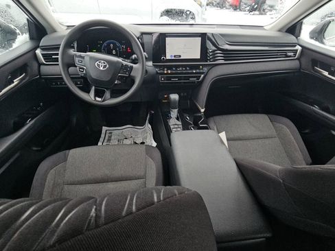 Certified 2025 Toyota Camry LE image 8