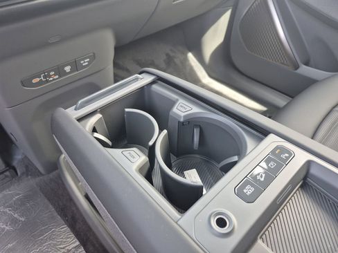 New 2026 Kia EV9 Land AWD/4WD image 9