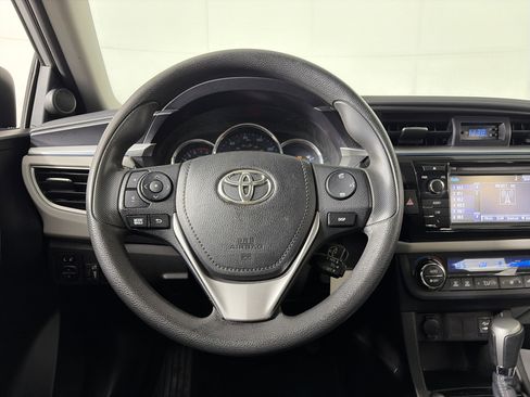Used 2015 Toyota Corolla LE image 24