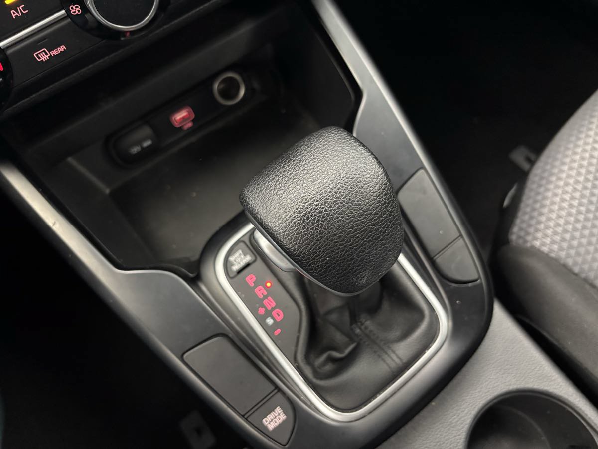 Used 2022 Kia Soul LX FWD image 19