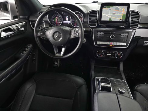 Used 2017 Mercedes-Benz GLS 550 4MATIC image 24