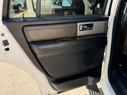Used 2015 Ford Expedition King Ranch AWD/4WD image 17