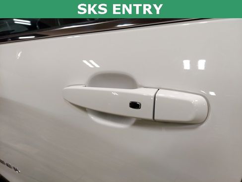 Certified 2022 Chevrolet Equinox LT image 9