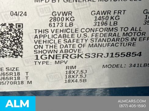 Used 2024 Chevrolet Traverse LT FWD image 38