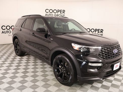 Used 2024 Ford Explorer ST-Line w/ Class IV Trailer Tow Package image 1