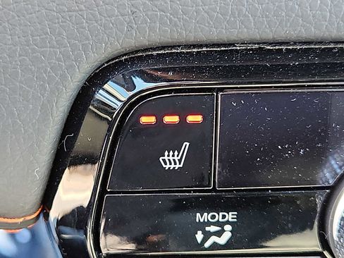 Used 2025 Honda Pilot TrailSport image 24