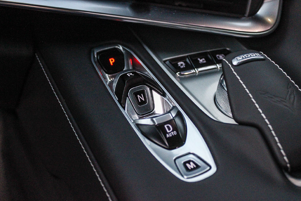 Used 2024 Chevrolet Corvette Z06 RWD image 18