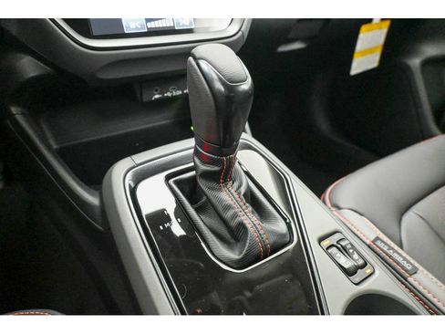 New 2025 Subaru Crosstrek 2.5i Limited w/ Crosstrek Mirror Package image 22