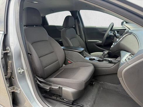 Used 2024 Chevrolet Malibu LT FWD image 9