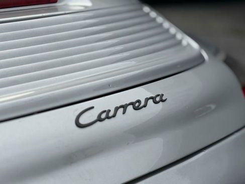 Used 2001 Porsche 911 Carrera 4 image 12