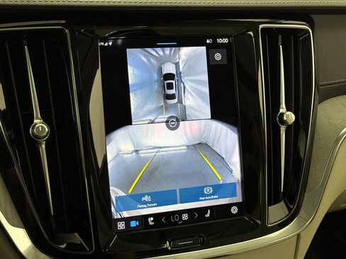 Used 2024 Volvo S60 T8 Ultimate w/ Climate Package image 24