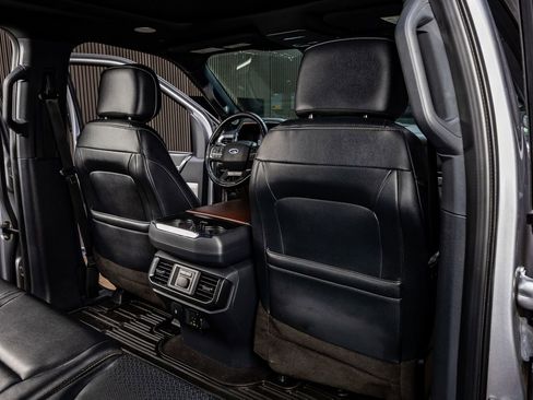 Used 2021 Ford F150 Lariat w/ Equipment Group 502A High image 31