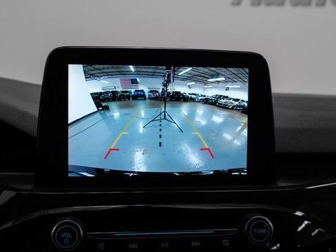 Used 2023 Ford Escape ST-Line image 18