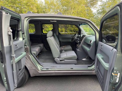 Used 2003 Honda Element EX image 17